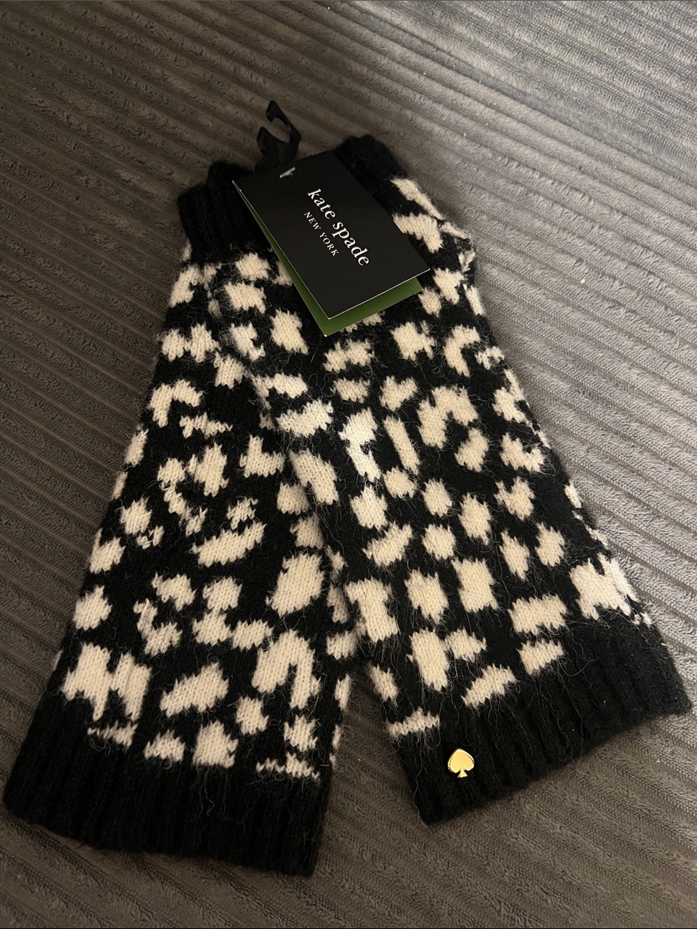 Kate Spade New York Black and White Leopard-Print Knit Wrist Warmers